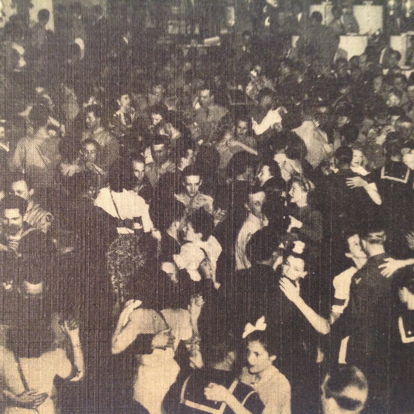 Vintage Longshaw Card Co Souvenir B&W Postcard A Night at the Hollywood Canteen California