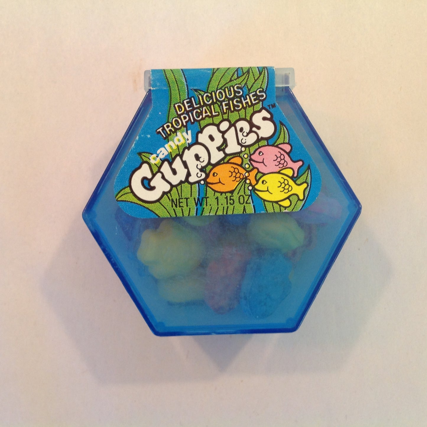 Vintage Unopened 1989 Willy Wonka Candy Guppies Delicious Tropical Fishes