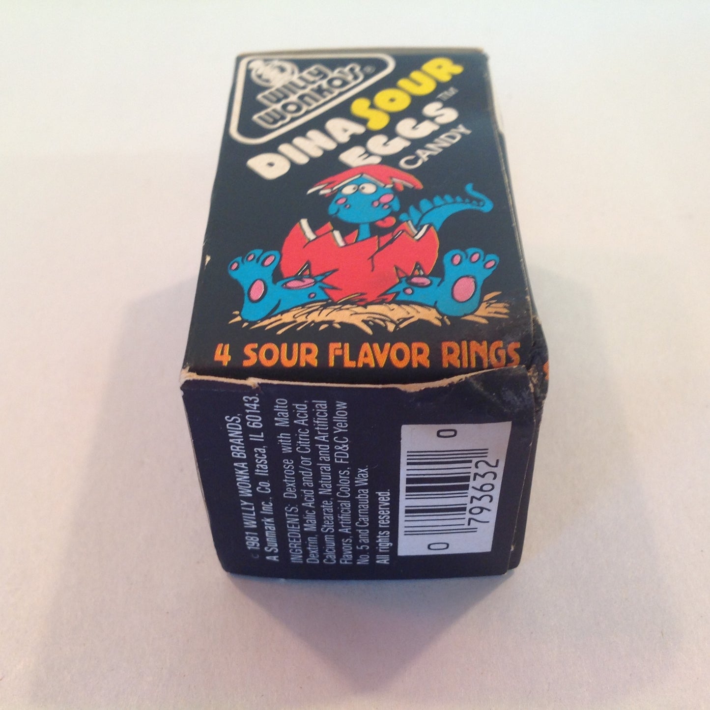 Vintage Unopened 1981 Willy Wonka's DinaSour Eggs Candy Giant Sour Jawbreakers Sealed