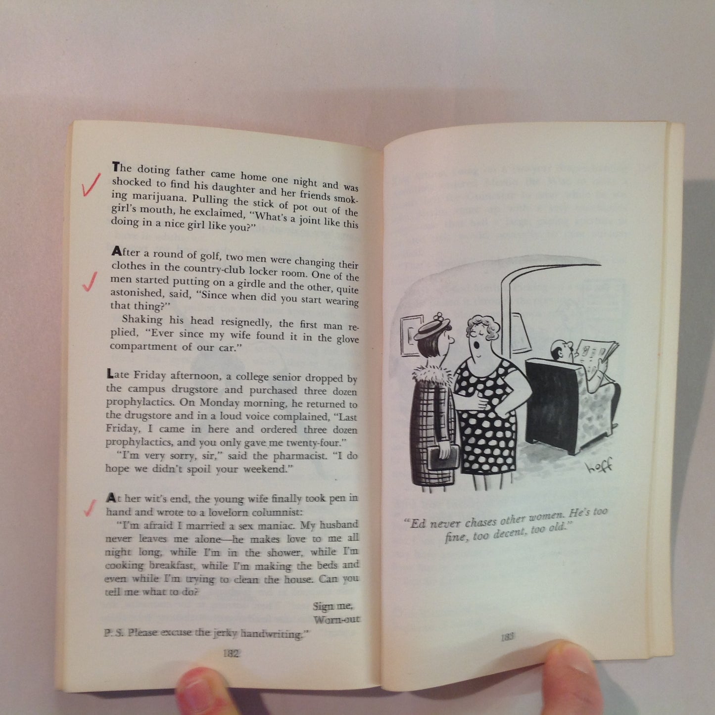 Vintage 1970 Playboy Press Paperback NEW PLAYBOY'S PARTY JOKES