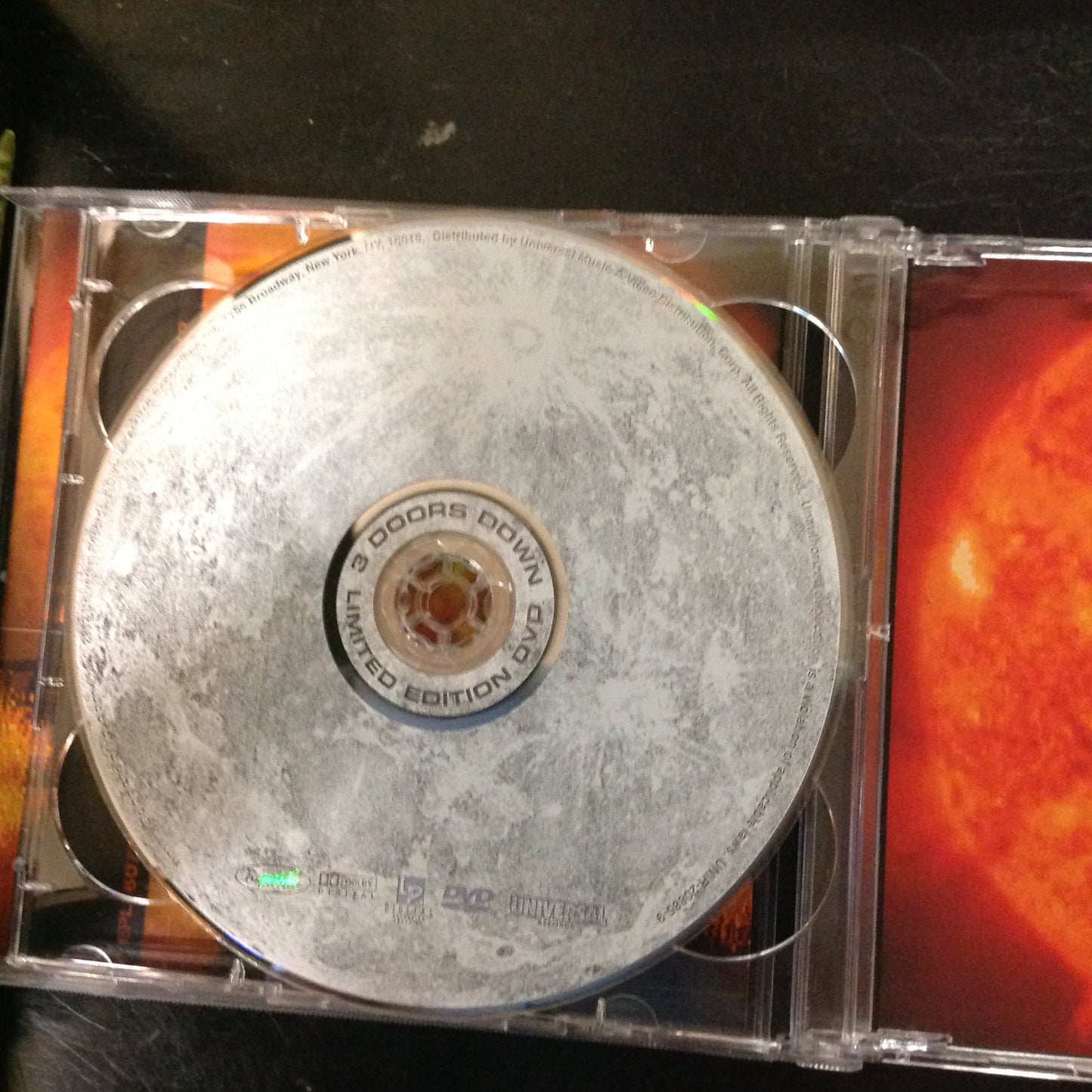 CD 3 Doors Down Away From The Sun 440 066 165-2 Rock 90's 2000's DVD