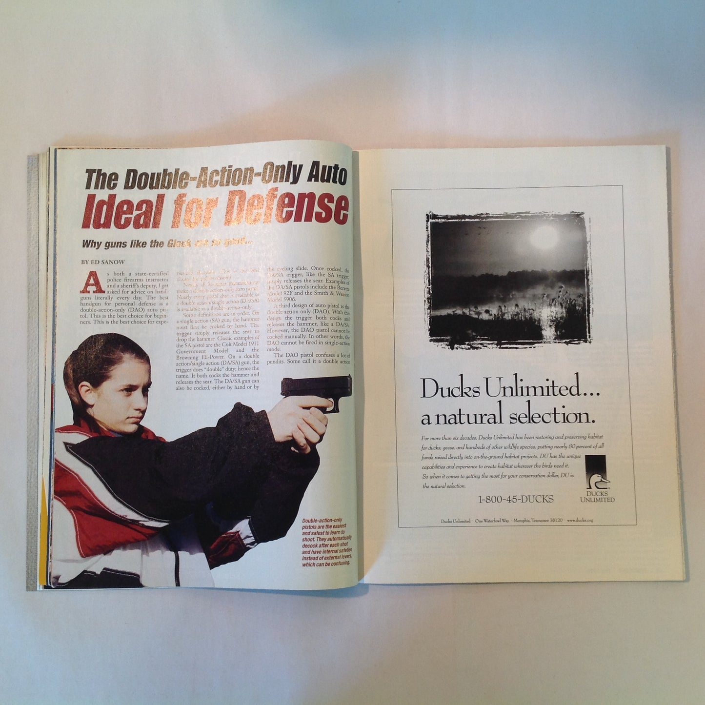 Vintage May 1999 Handguns Magazine Defensive Pistol Special Issue Monolith .45 Auto Beretta Combat Racegun Pro-Carry .45