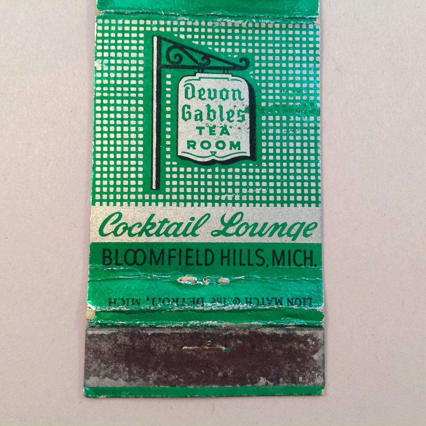 Vintage Matchbook Cover Devon Gables Tea Room Cocktail Lounge Bloomfield Hills MI Gr