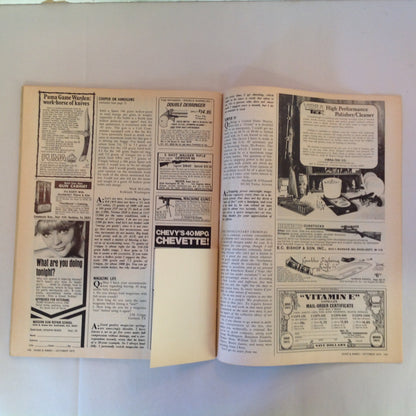 Vintage Oct 1975 Guns & Ammo Mystique of the Mauser Tom Swift's Electric Rifle Quad Cutter
