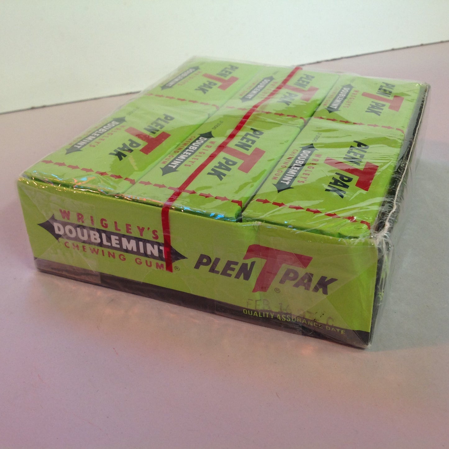 Vintage 1990's NOS Unopened Pack of 12 Wrigley's Doublemint Chewing Gum 17 Stick Packs