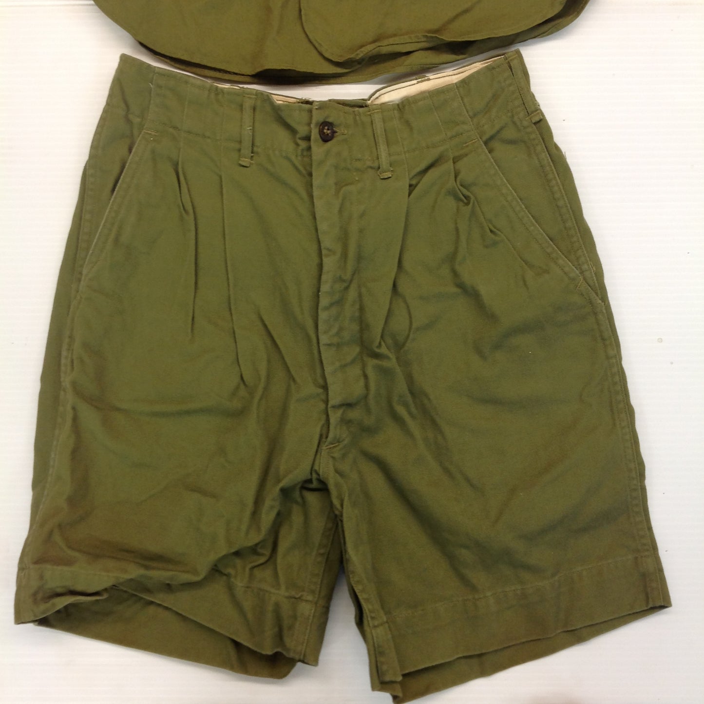 Vintage 2Pc BSA Boy Scouts of America Olive Green Shirt Shorts Grosse Pointe Michigan 61
