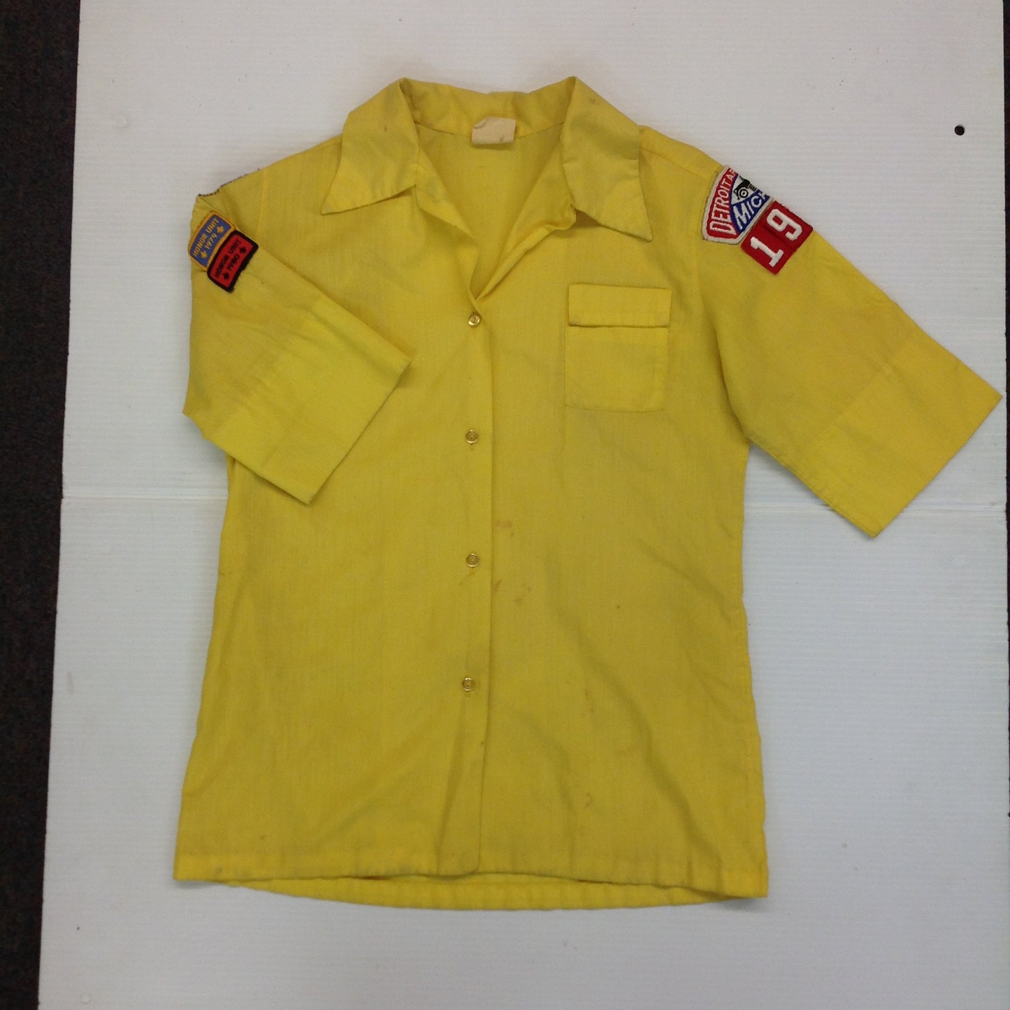 Vintage 1980 BSA Boy Scouts of America Yellow Uniform Shirt 34 Detroit Area Council Michigan 1909 Den 1 Honor Unit
