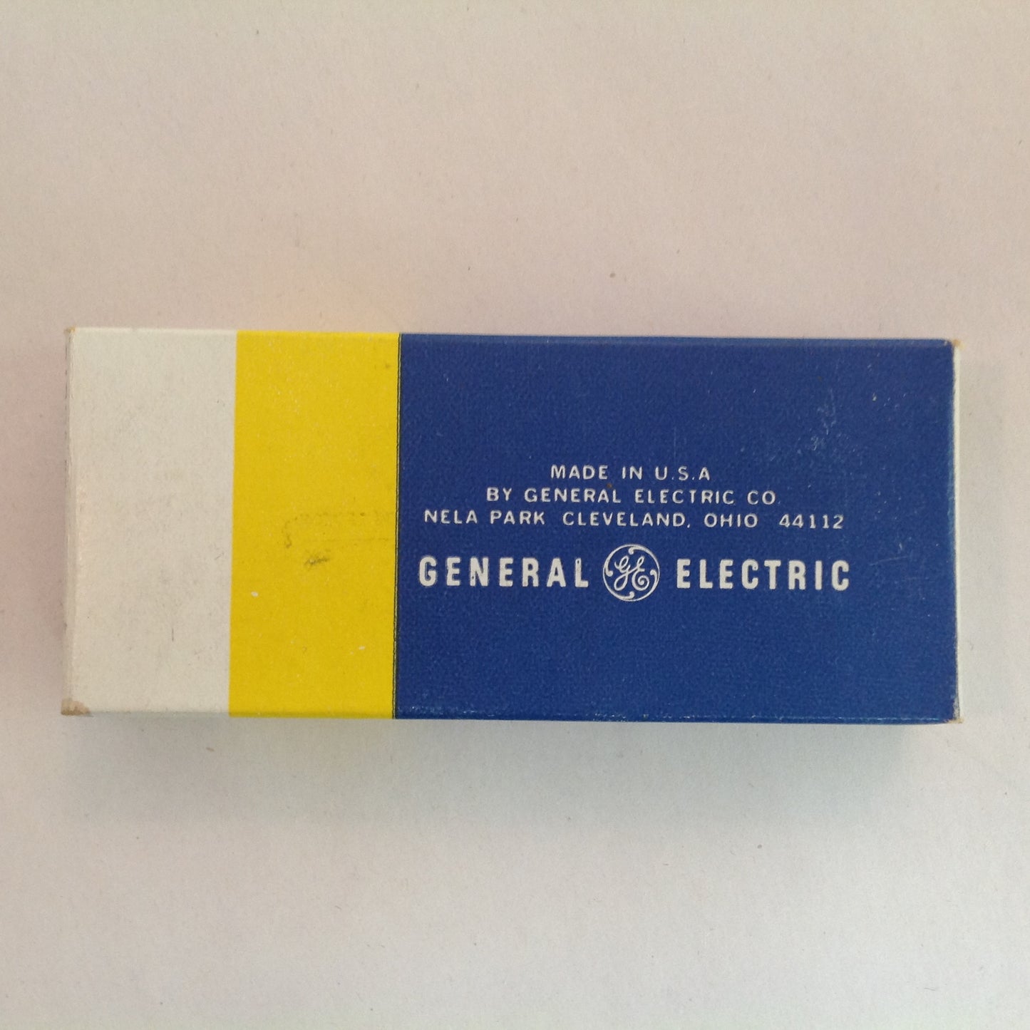 Vintage NOS GE General Electric Miniature Lamps 327 28V 10 Pack Unused in Box
