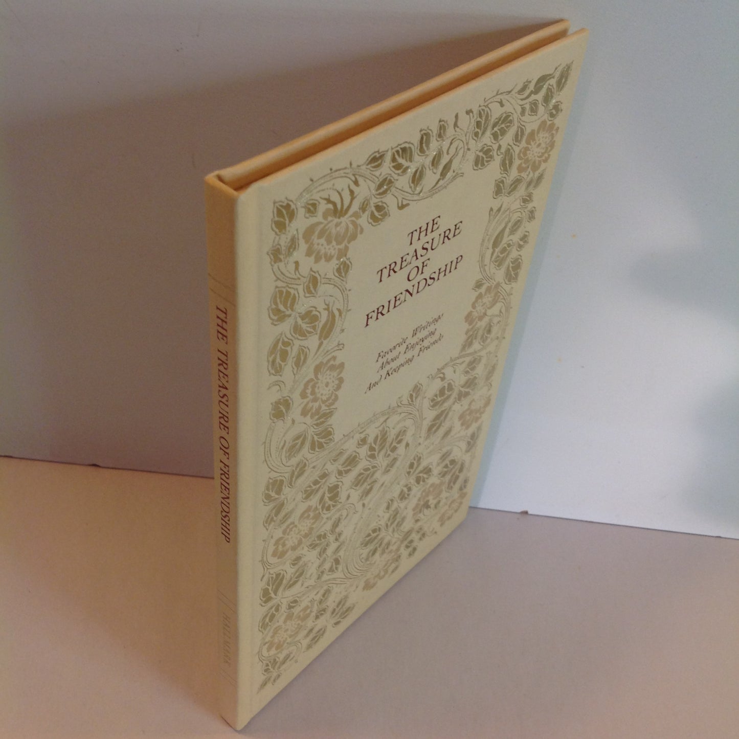 Vintage 1968 Hardcover Gift Book The Treasure of Friendship: Favorite Writings About Enjoying and Keeping Friends Hallmark