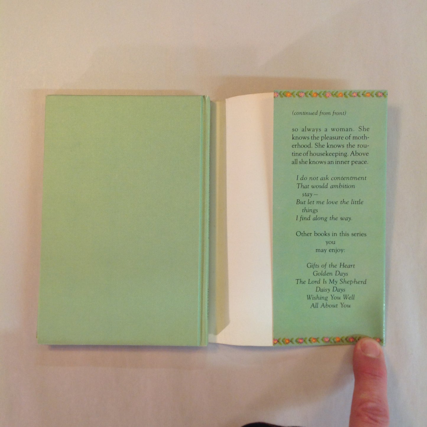 Vintage 1971 Hardcover Gift Book Let Me Love the Little Things Helen Lowrie Marshall