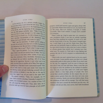 Vintage 1983 Hardcover Twelve Steps and Twelve Traditions Alcoholics Anonymous World Services