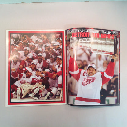 Vintage Detroit Red Wings 2008 Stanley Cup Champions Special Commemorative Issue