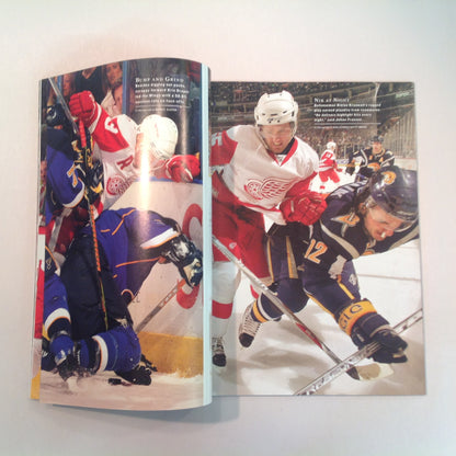 Vintage 2008 Sports Illustrated Presents Detroit Red Wings: A Team for the Ages