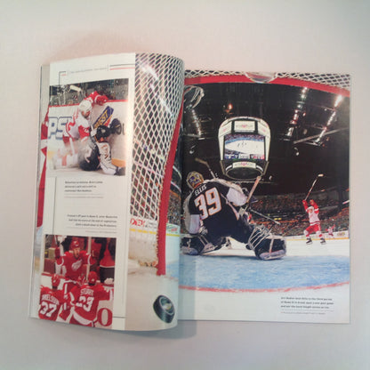 Vintage 2008 Sports Illustrated Presents Detroit Red Wings: A Team for the Ages