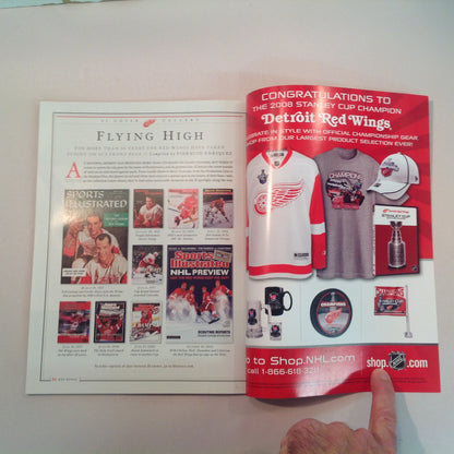 Vintage 2008 Sports Illustrated Presents Detroit Red Wings: A Team for the Ages