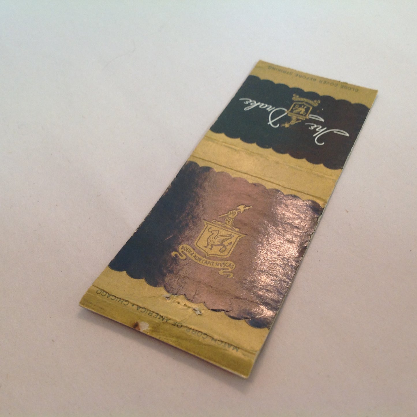 Vintage Matchbook Cover The Drake Hotel Chicago Aquila A Non Capit Muscas IL