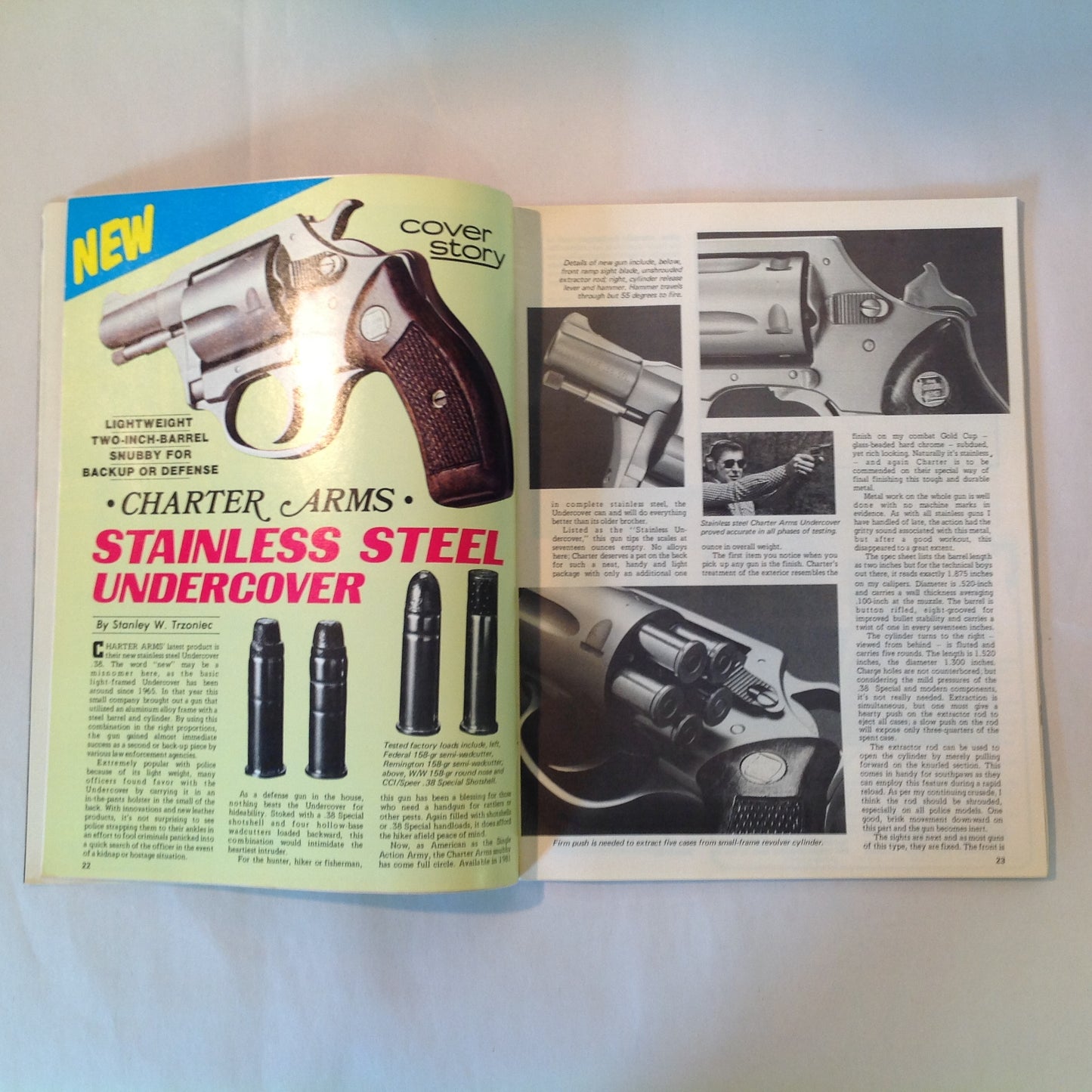Vintage Oct 1981 Gun World Magazine Collector Guns GI Carbine Savage/Fox 12-GA Autoloader