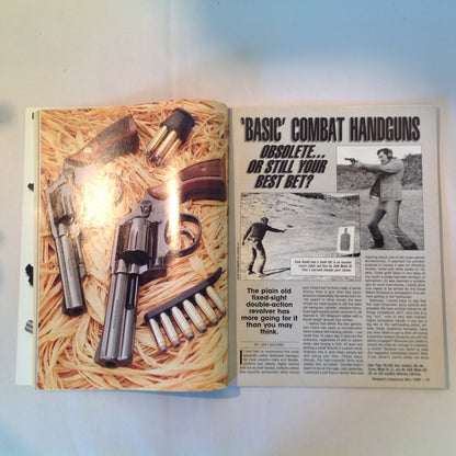 Vintage May 1989 Petersen's Handguns Magazine Basic Combat Handguns Smith & Wesson 9mm .45 Autos Backup Guns