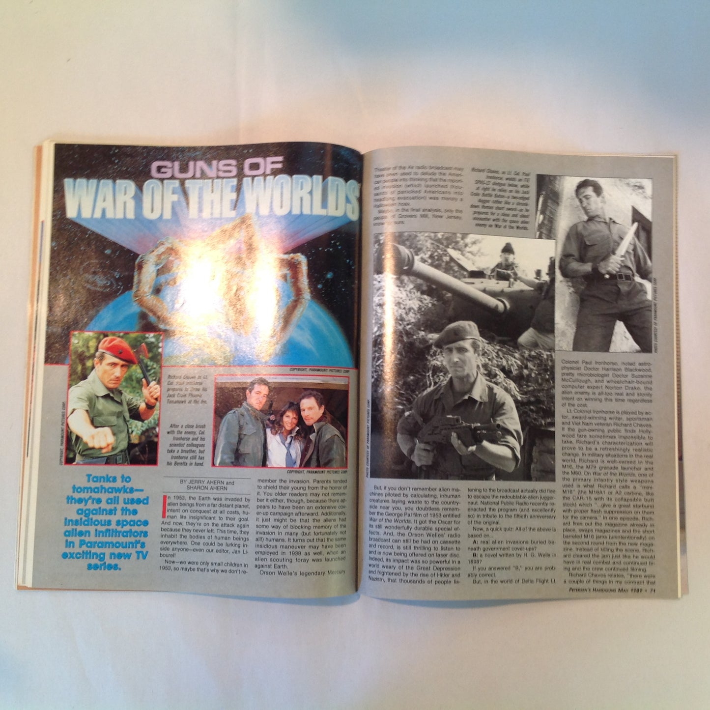 Vintage May 1989 Petersen's Handguns Magazine Basic Combat Handguns Smith & Wesson 9mm .45 Autos Backup Guns