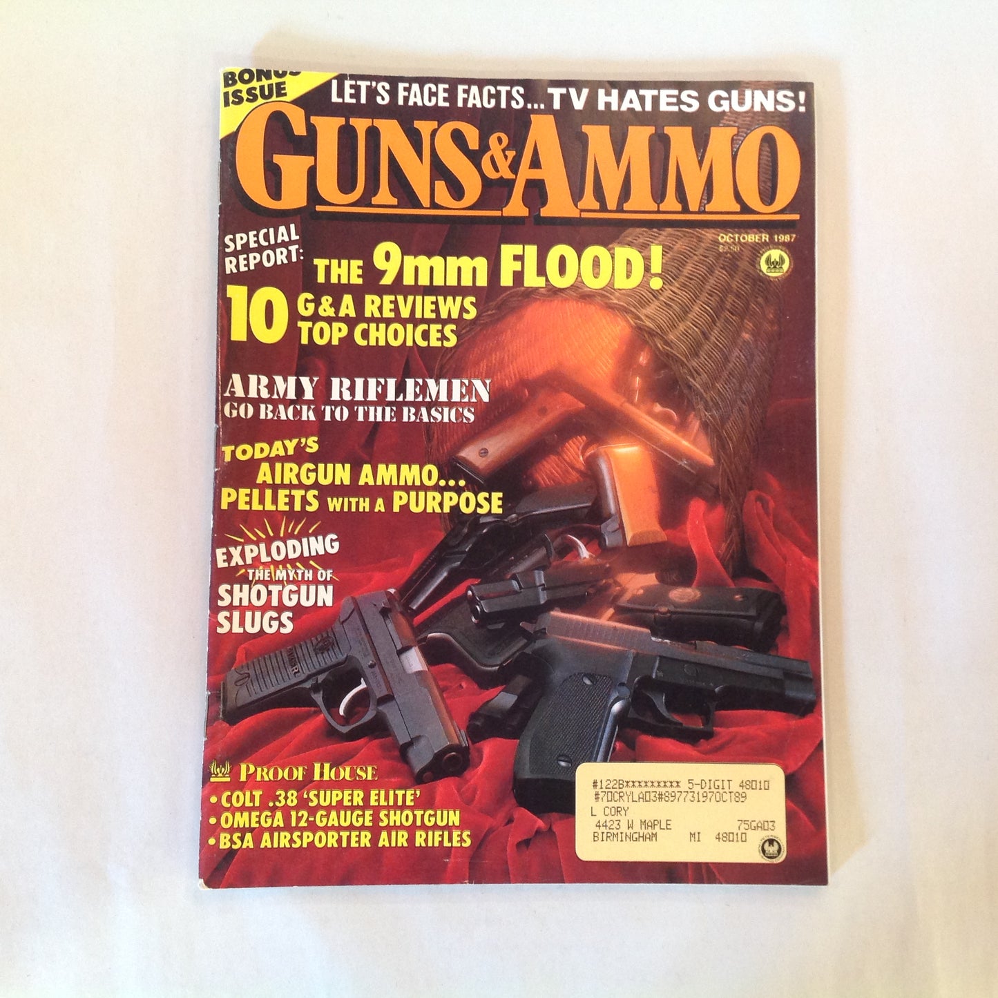 Vintage Oct 1987 Guns & Ammo Magazine The 9mm Flood Army Riflemen Airgun Ammo Shotgun Slugs