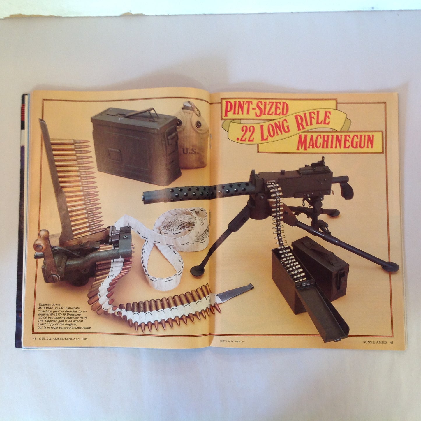 Vintage Jan 1985 Magazine Guns & Ammo Magazine Exclusive .22 LR Big-Bore Snubbies Handloads Hunters Colt Ultimate Python