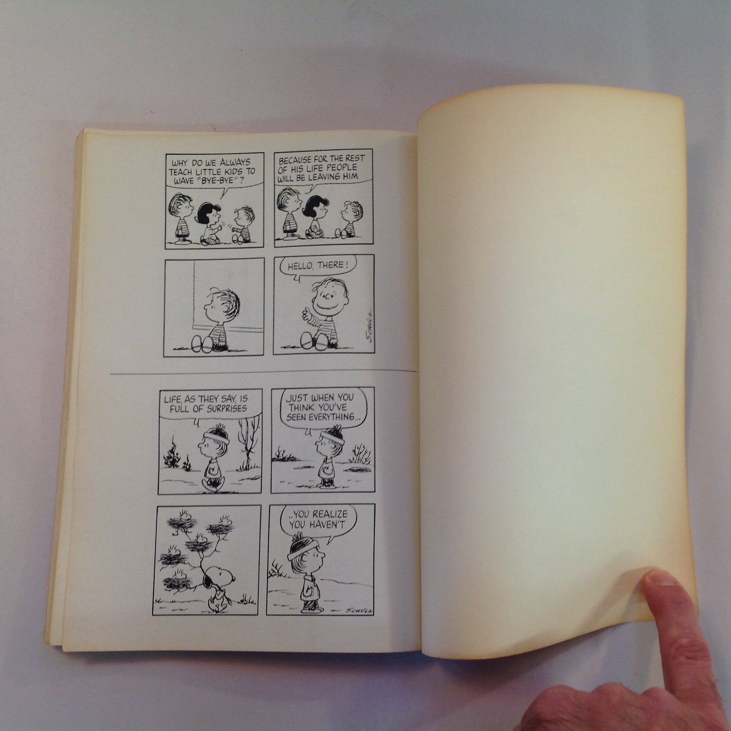 Vintage 1982 Trade Paperback Peanuts Parade: Kiss Her, You Blockhead! Charles M. Schulz