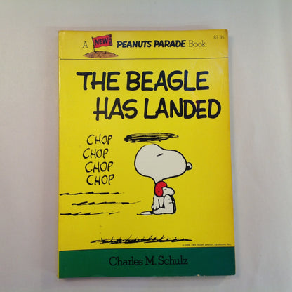 Vintage 1978 Trade Paperback Peanuts Parade: The Beagle Has Landed Charles M. Schulz