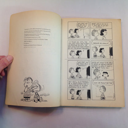 Vintage 1976 Trade Paperback Peanuts Parade: Don't Hassle Me With Your Sighs, Chuck Charles M. Schulz