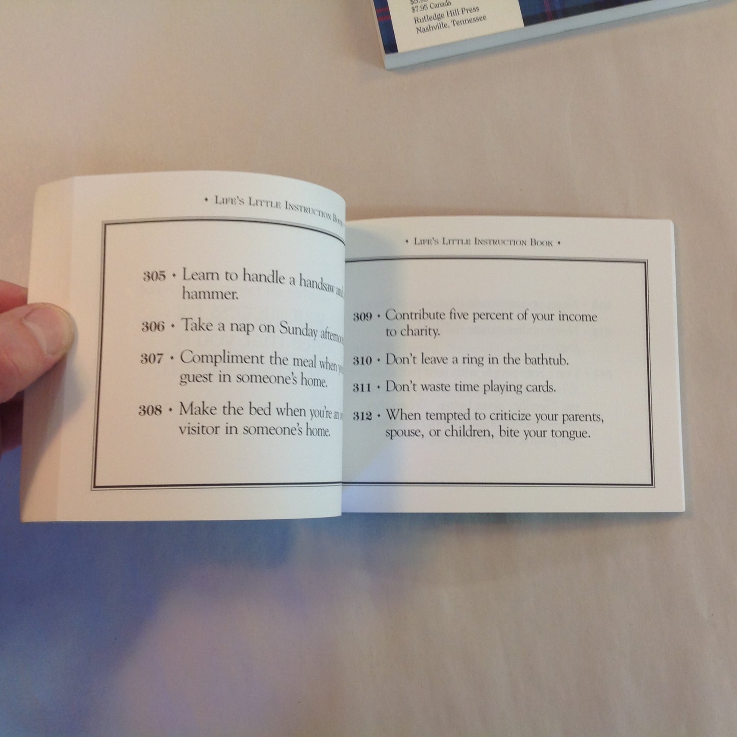 Vintage 1990's 2Pc Trade Paperback Life's Little Instruction Book I & II H. Jackson Brown, Jr