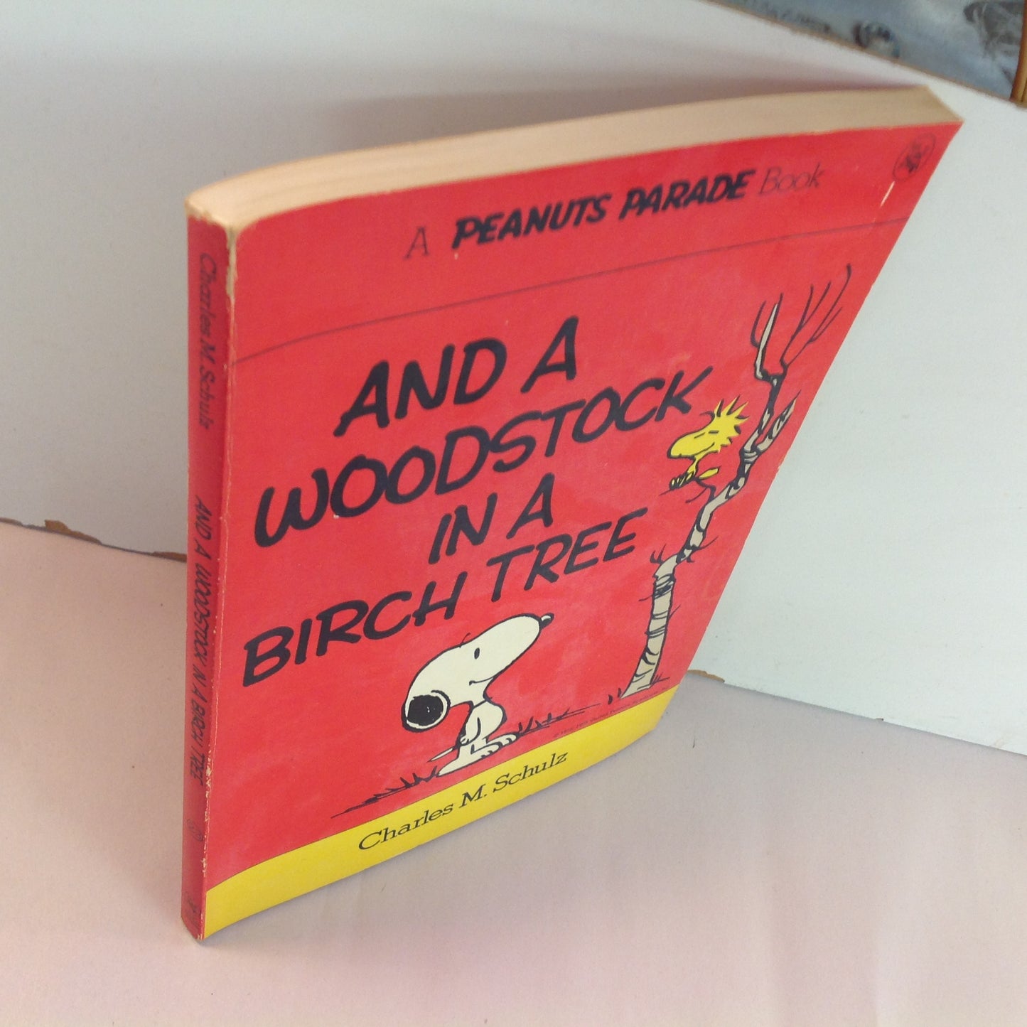 Vintage 1979 Trade Paperback Peanuts Parade: And A Woodstock in A Birch Tree Charles M. Schulz