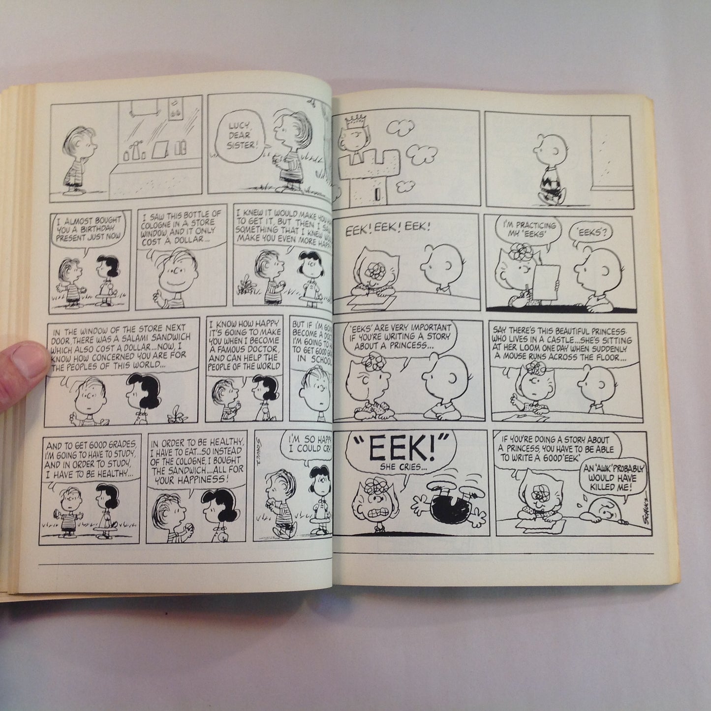 Vintage 1979 Trade Paperback Peanuts Parade: And A Woodstock in A Birch Tree Charles M. Schulz