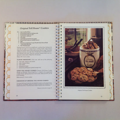 Vintage 1981 Hardcover Toll House Heritage Cookbook: A Collection of Favorite Dessert Recipes Vincent Williams