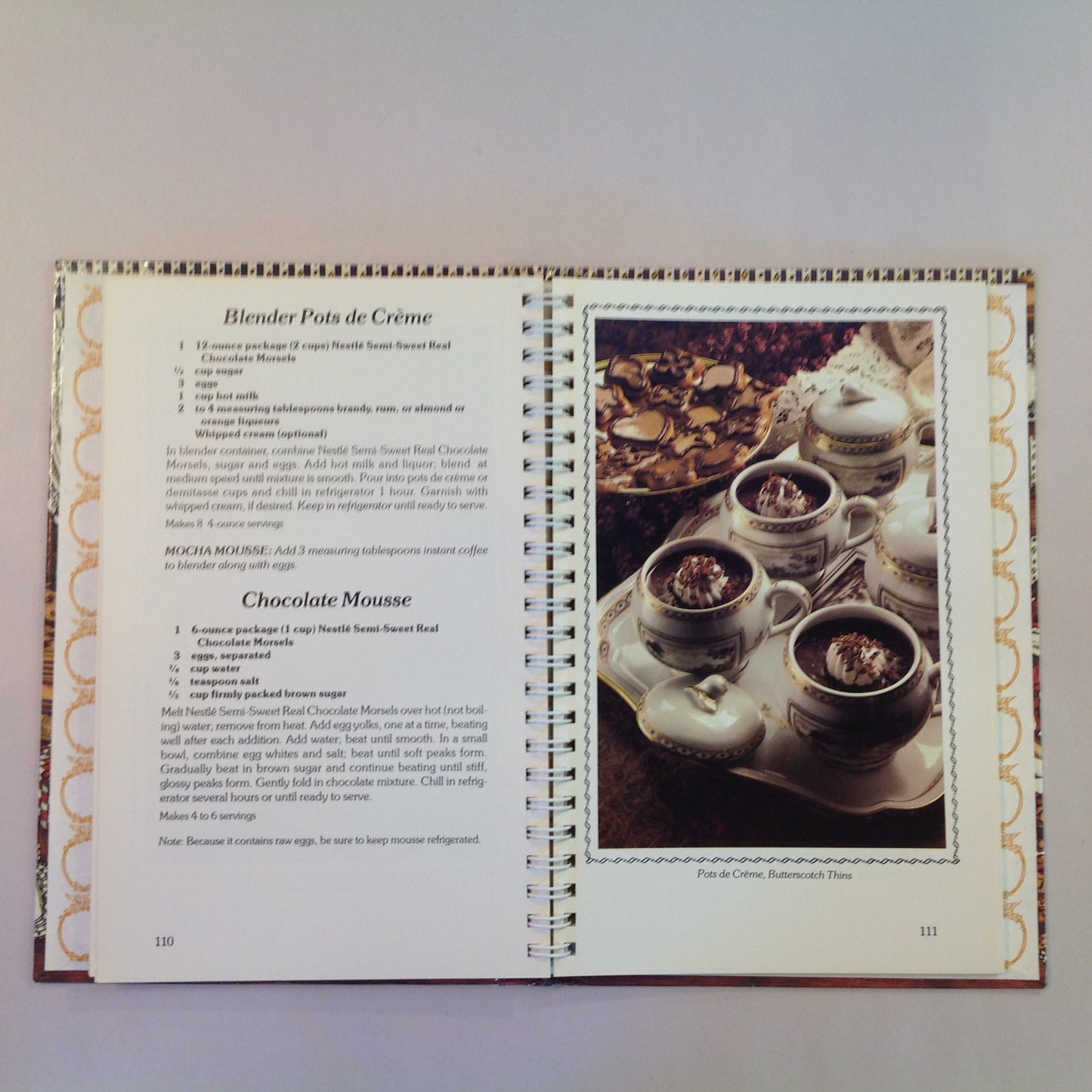 Vintage 1981 Hardcover Toll House Heritage Cookbook: A Collection of Favorite Dessert Recipes Vincent Williams