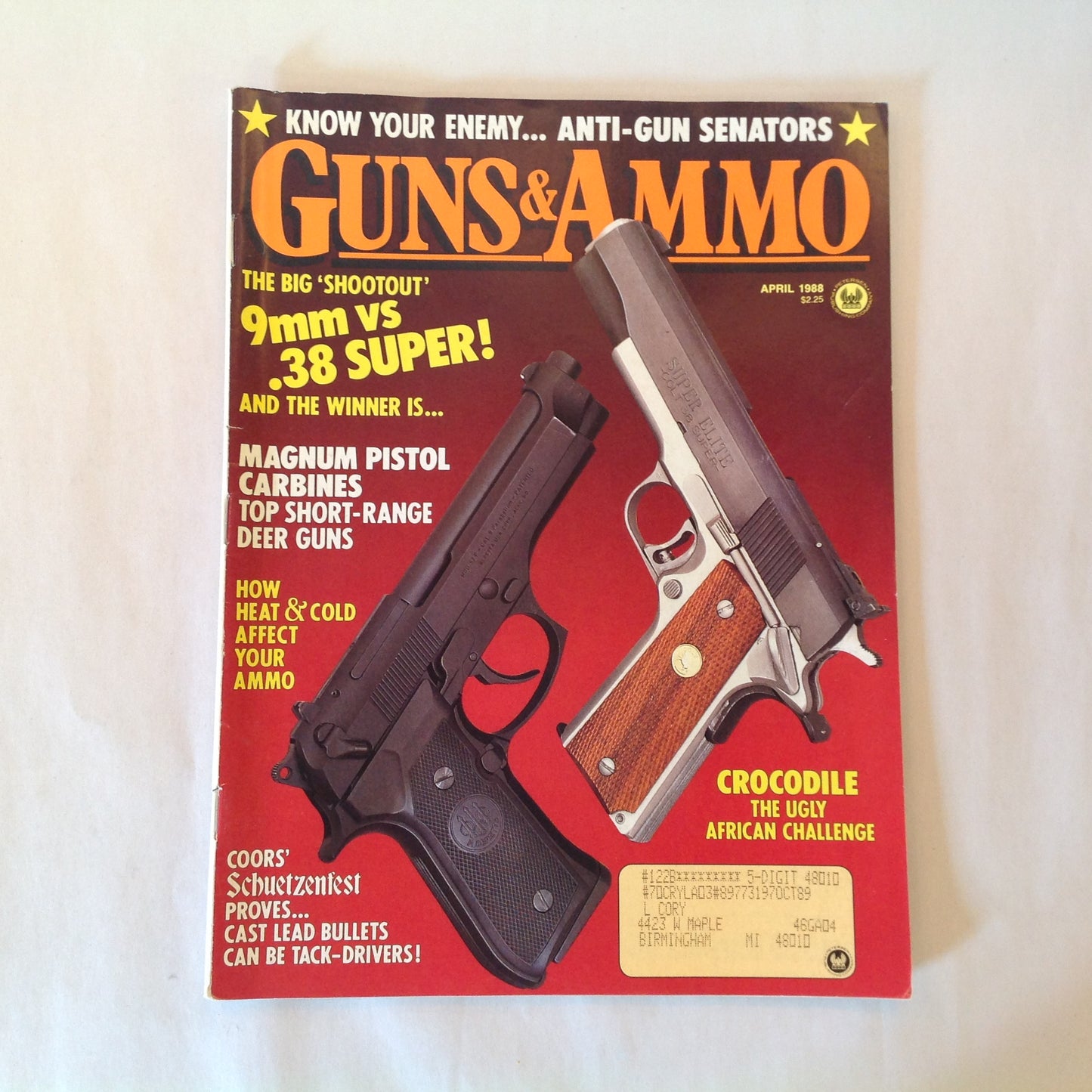 Vintage Apr 1988 Guns & Ammo Magazine 9mm Vs .38 Magnum Pistol Carbines Schuetzenfest Crocodile