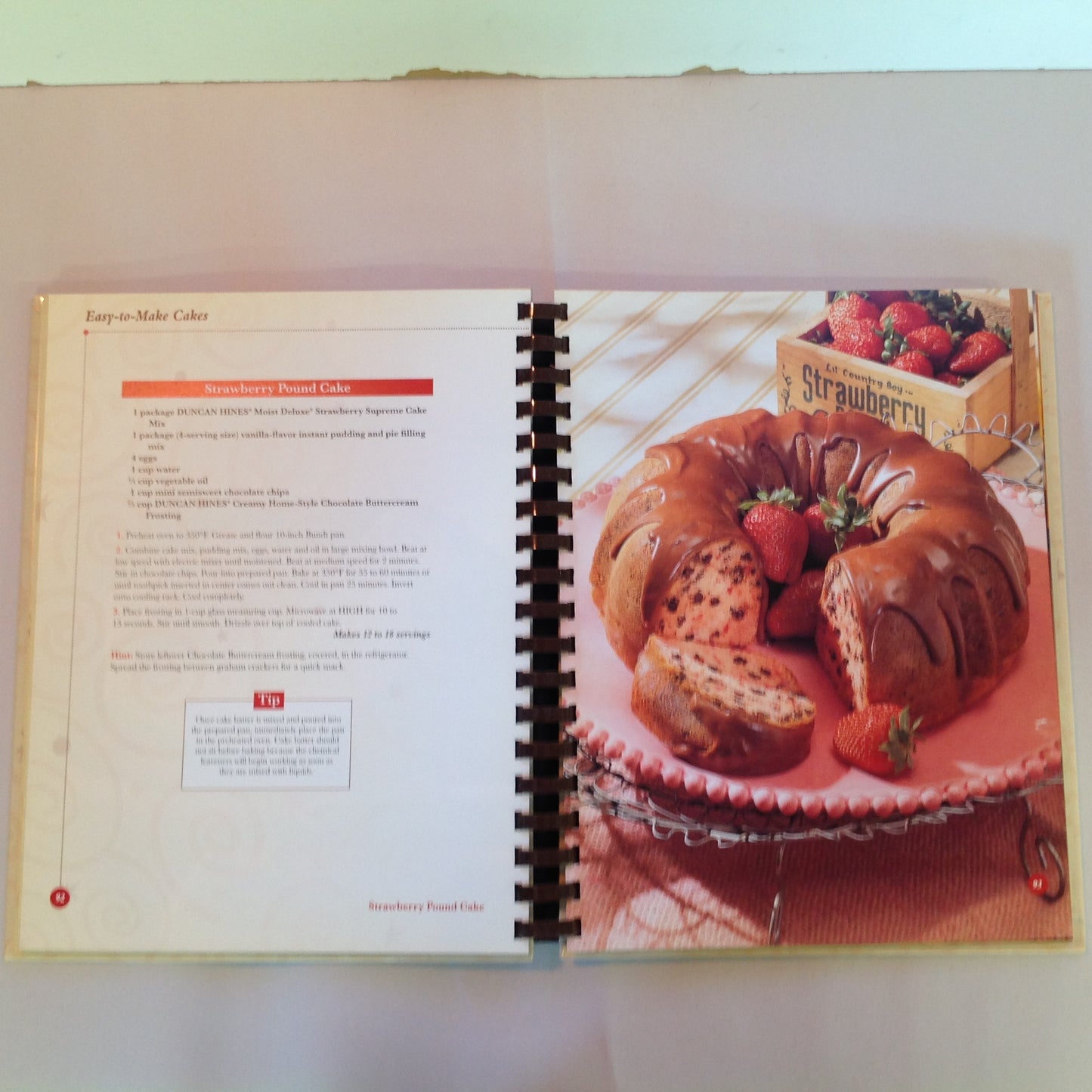 Vintage 2005 Hardcover Duncan Hines Collection: Cake Mix Magic Cook Book