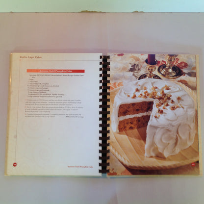 Vintage 2005 Hardcover Duncan Hines Collection: Cake Mix Magic Cook Book