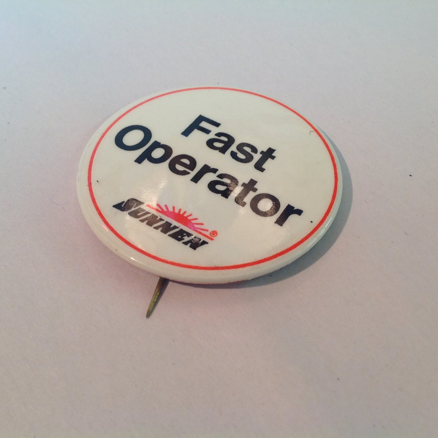 Vintage Souvenir Advert Promo Pinback Sunnen Fast Operator Industrial Honing Machines
