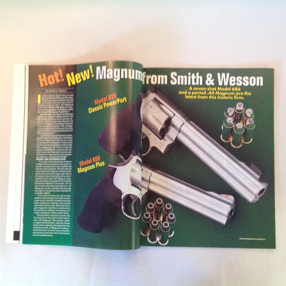 Vintage Apr 1996 Handguns Magazine Latest Smith & Wesson Magnums Concealed Carry .357 Magnum FBI .357 SIG Combat Training