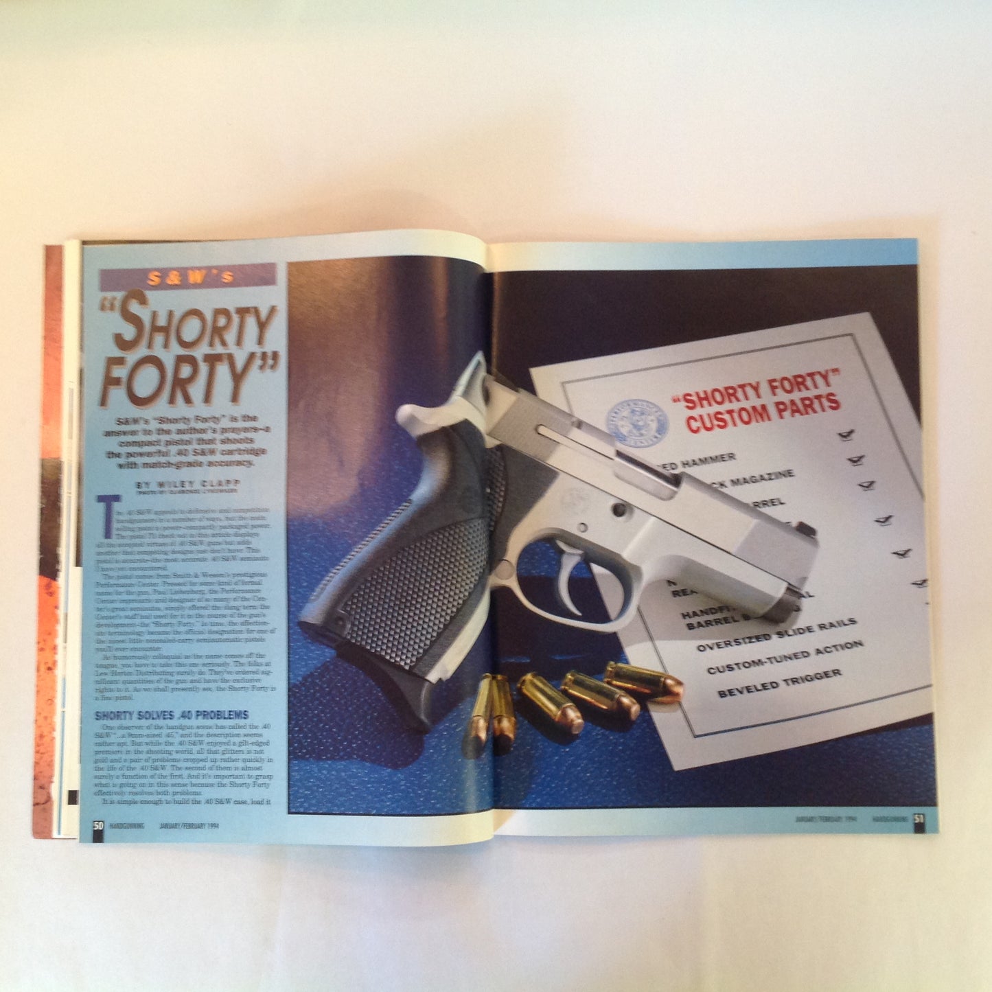 Vintage Jan/Feb 1994 Hand Gunning Magazine Taurus & Beretta  Reloading Special Barrel Life