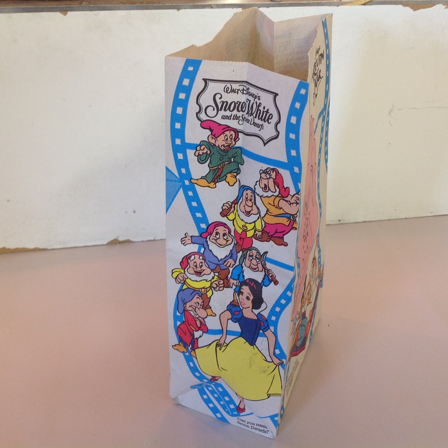 Vintage 1996 McDonald's Disney Home Video Happy Meal Bag Aristocats Snow White