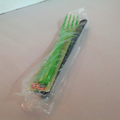 Vintage 2005 McDonald's Fruit & Nut Salad Green Knife Black Fork Sealed Package Coupon