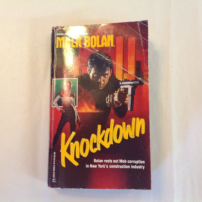 Vintage 1990 Mass Market Paperback Don Pendleton's Mack Bolan: Knockdown