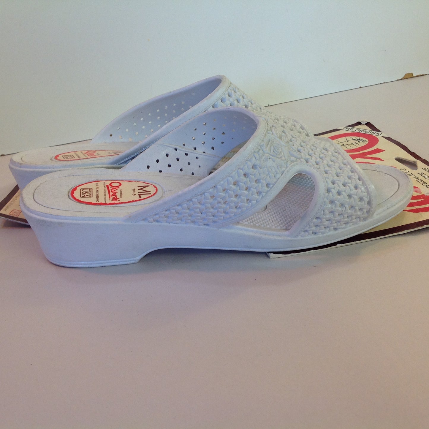 Vintage 1980's Original Okabashi Shoes ML 7 1/2-8 White Rose New with Tags