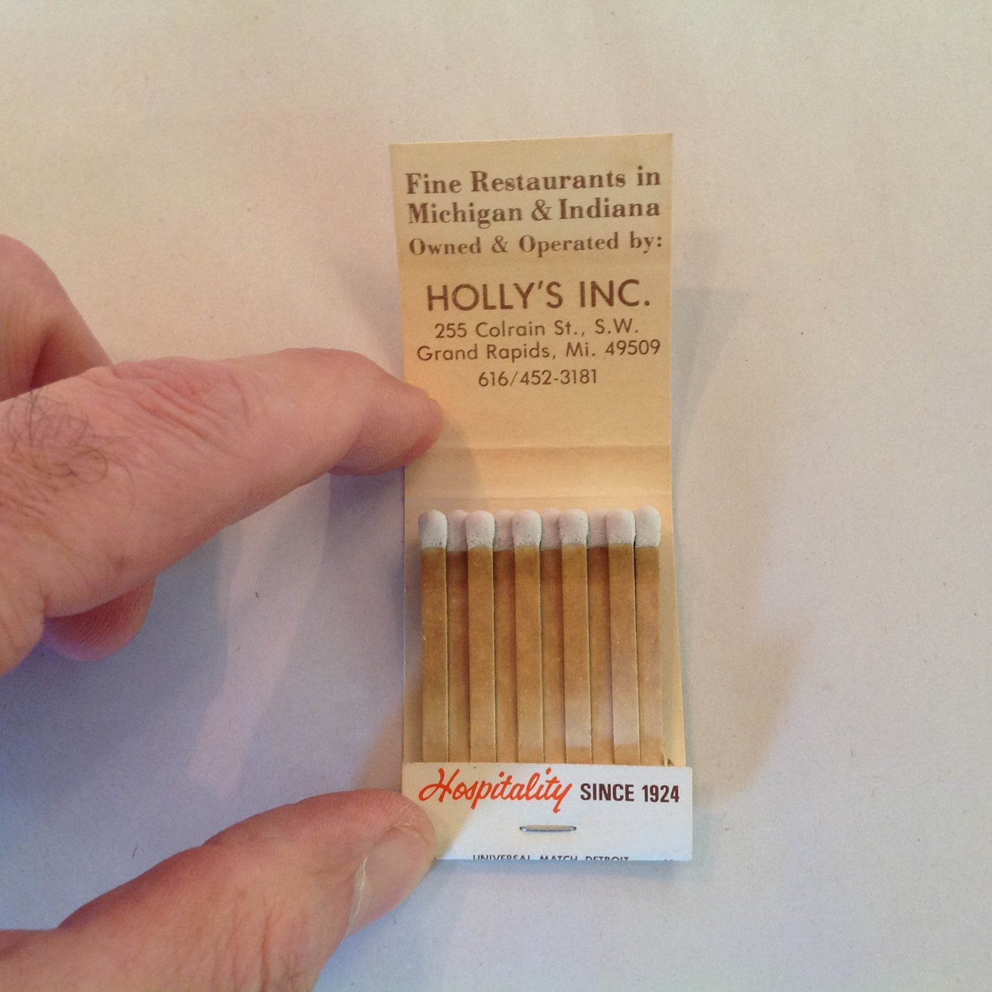 Vintage Souvenir Matchbook Holly's Inc Finest Restaurants Michigan Indiana Logos