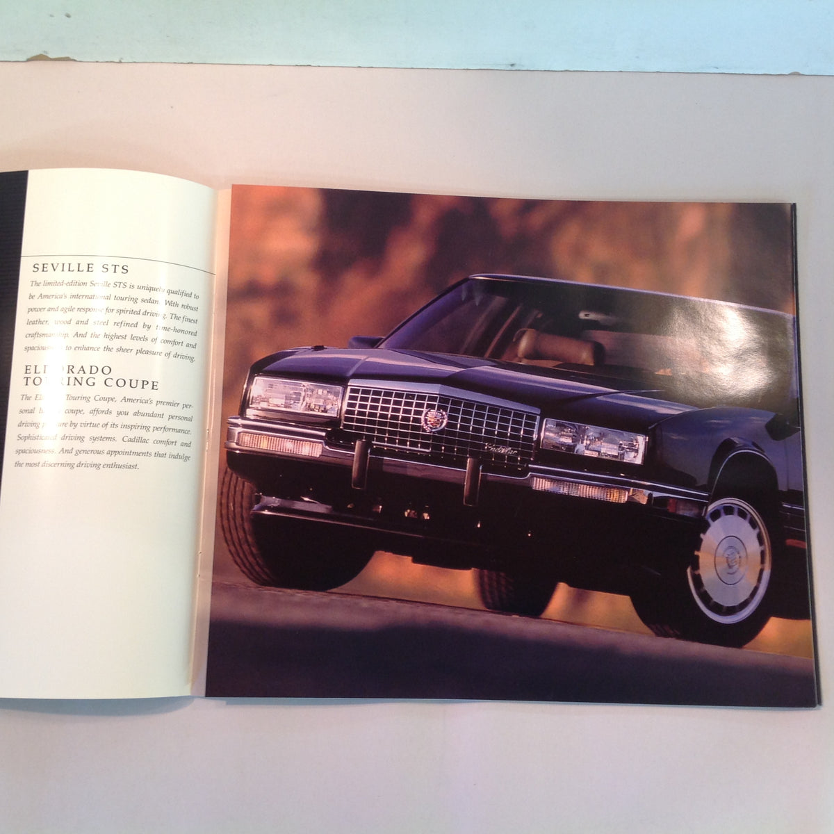 Vintage 1990 Cadillac Style International Touring Series Dealer Sales Brochure