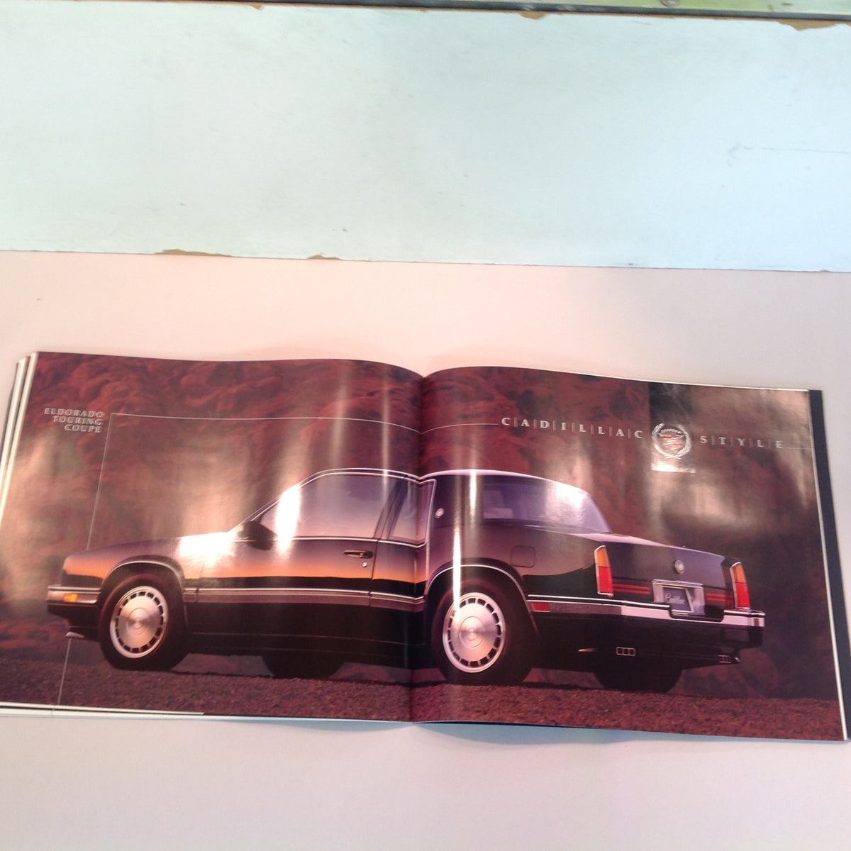 Vintage 1990 Cadillac Style International Touring Series Dealer Sales Brochure
