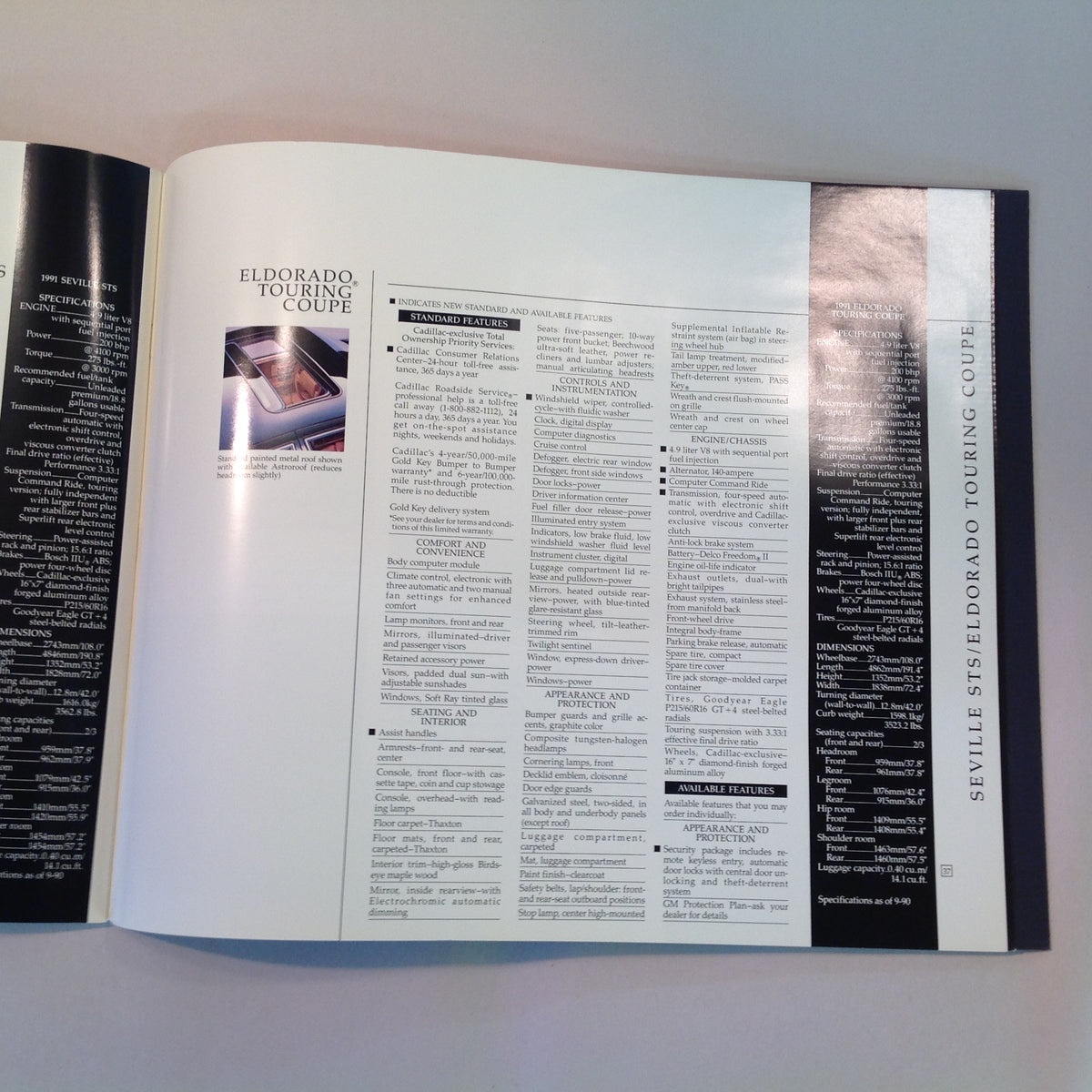 Vintage 1990 Cadillac Style International Touring Series Dealer Sales Brochure