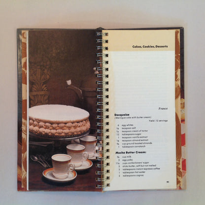 Vintage 1976 Hardcover Benson & Hedges 100's Presents 100 of the World's Greatest Recipes James Beard