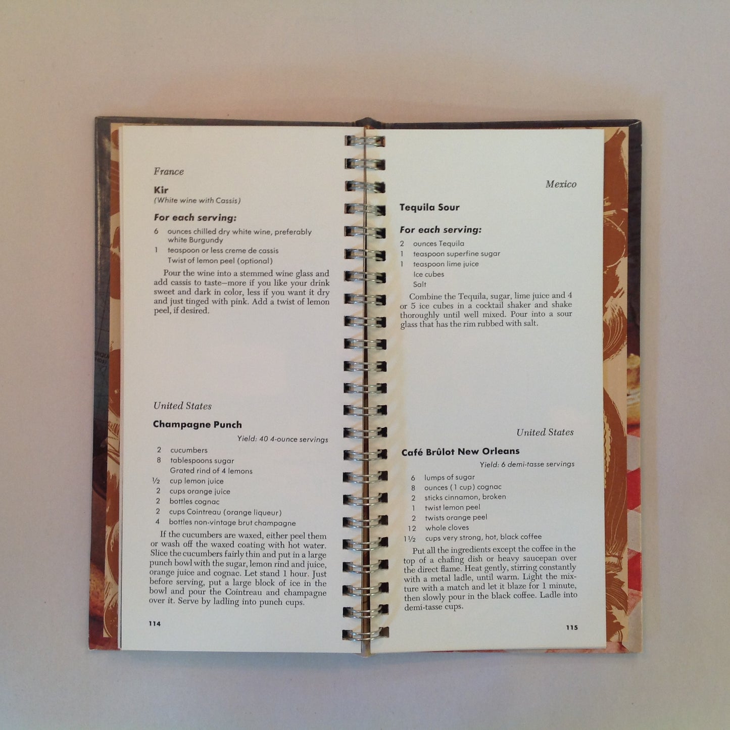 Vintage 1976 Hardcover Benson & Hedges 100's Presents 100 of the World's Greatest Recipes James Beard