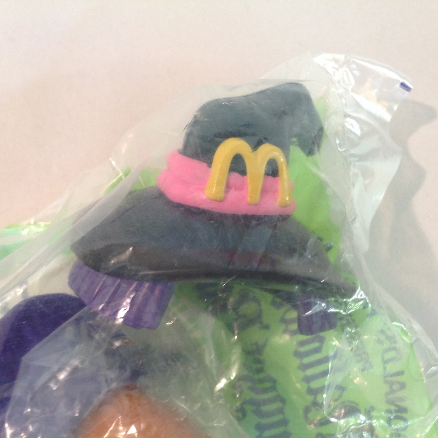 Vintage 1998 NOS McDonald's Happy Meal Halloween McNugget Buddies Witchie McNugget Sealed